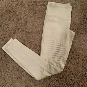 Alo Yoga Leggings